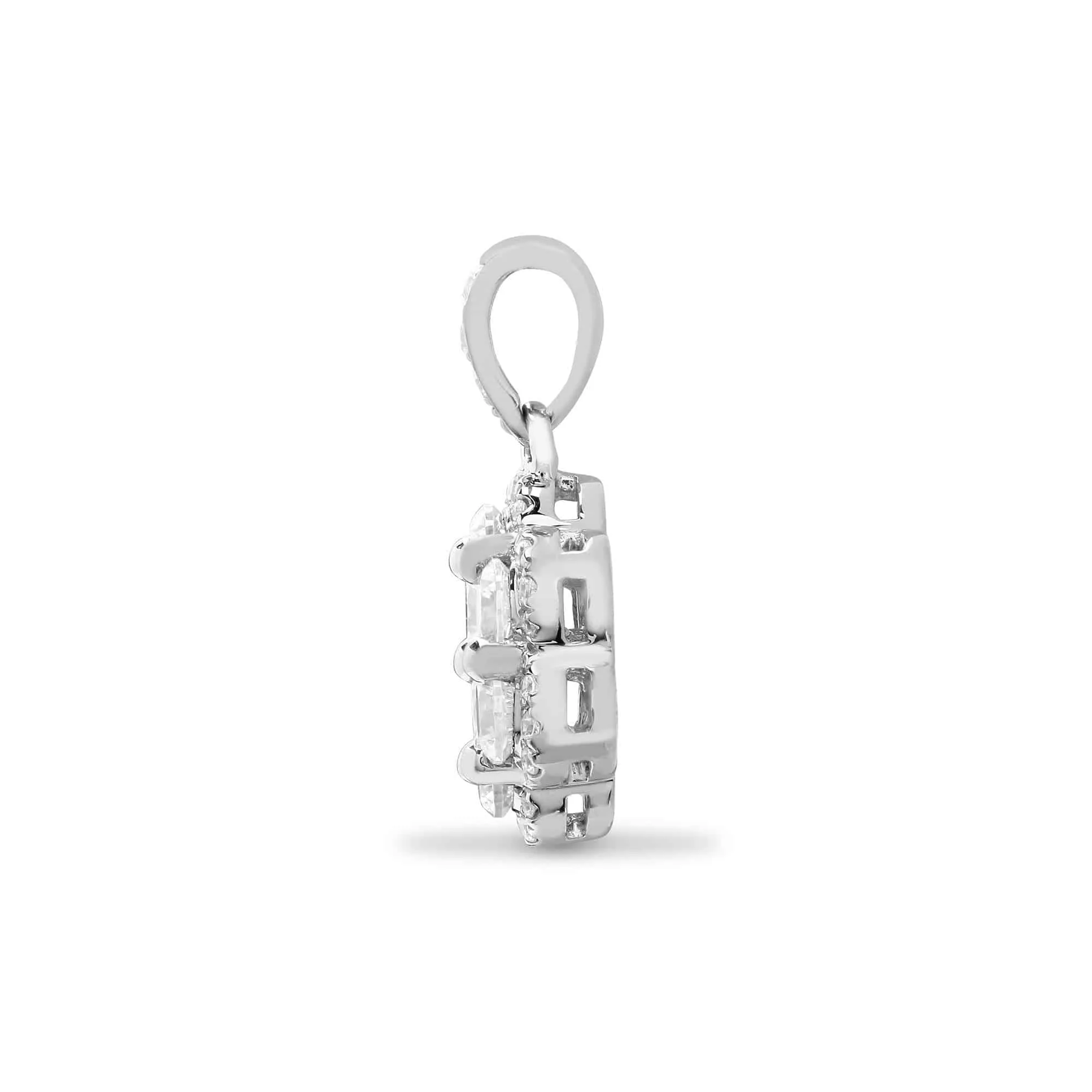 18ct White 0.77ct Diamond Cluster Pendant