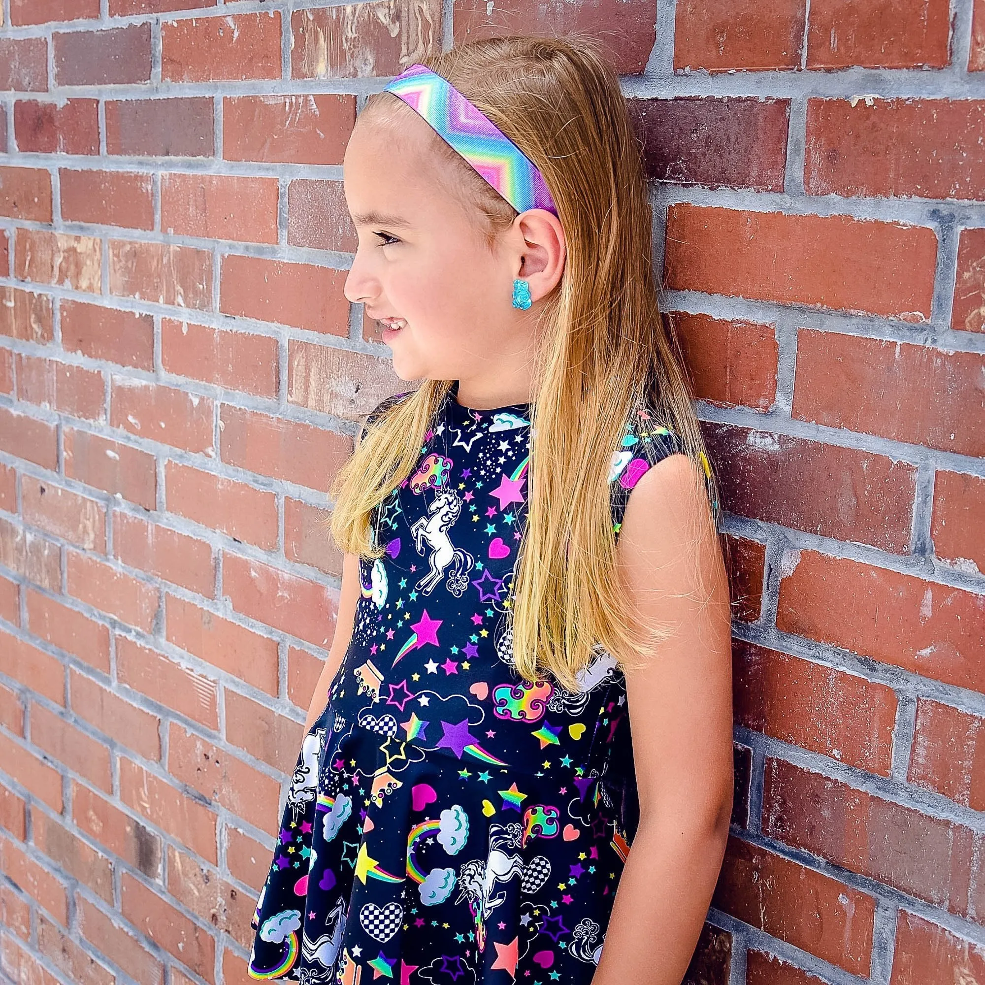 Adjustable No Slip Rainbow Zig Zag Headband