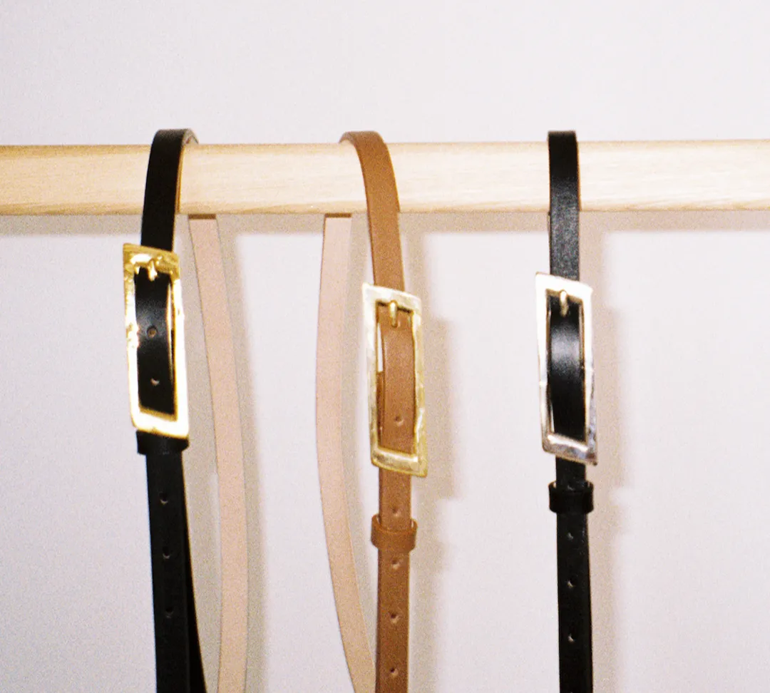 CAPSULE BELT BLACK  GOLD