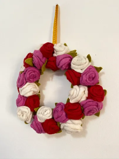 Handmade Felt Flower Wreath, Wreath, Christmas Decor, Home Decor, Modern Wreath, Wool Felt Flower Wreath, Christmas Wreath,Rose Petal Wreath