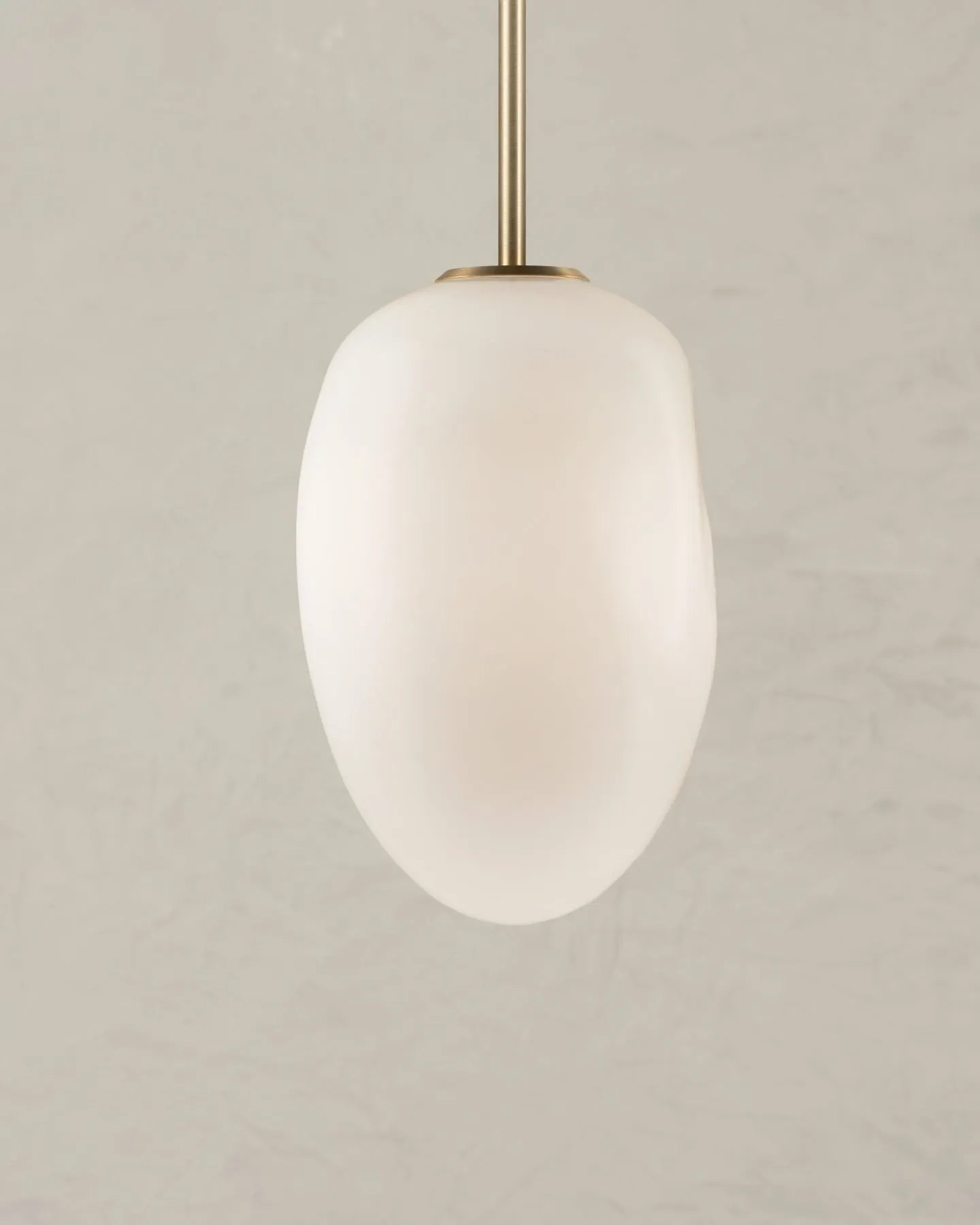 Lacuna Oval Pendant - Large