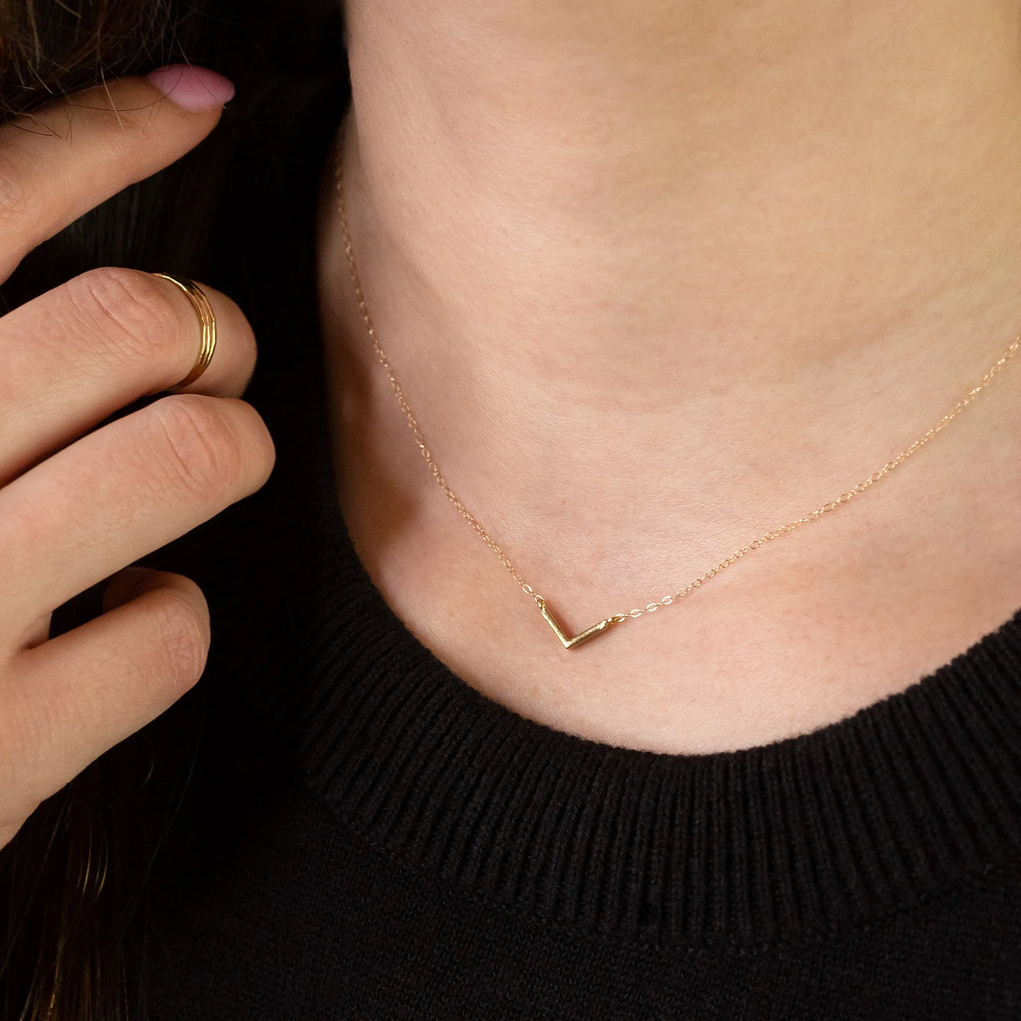 Modern V Bar Link Necklace - 14K Solid Gold