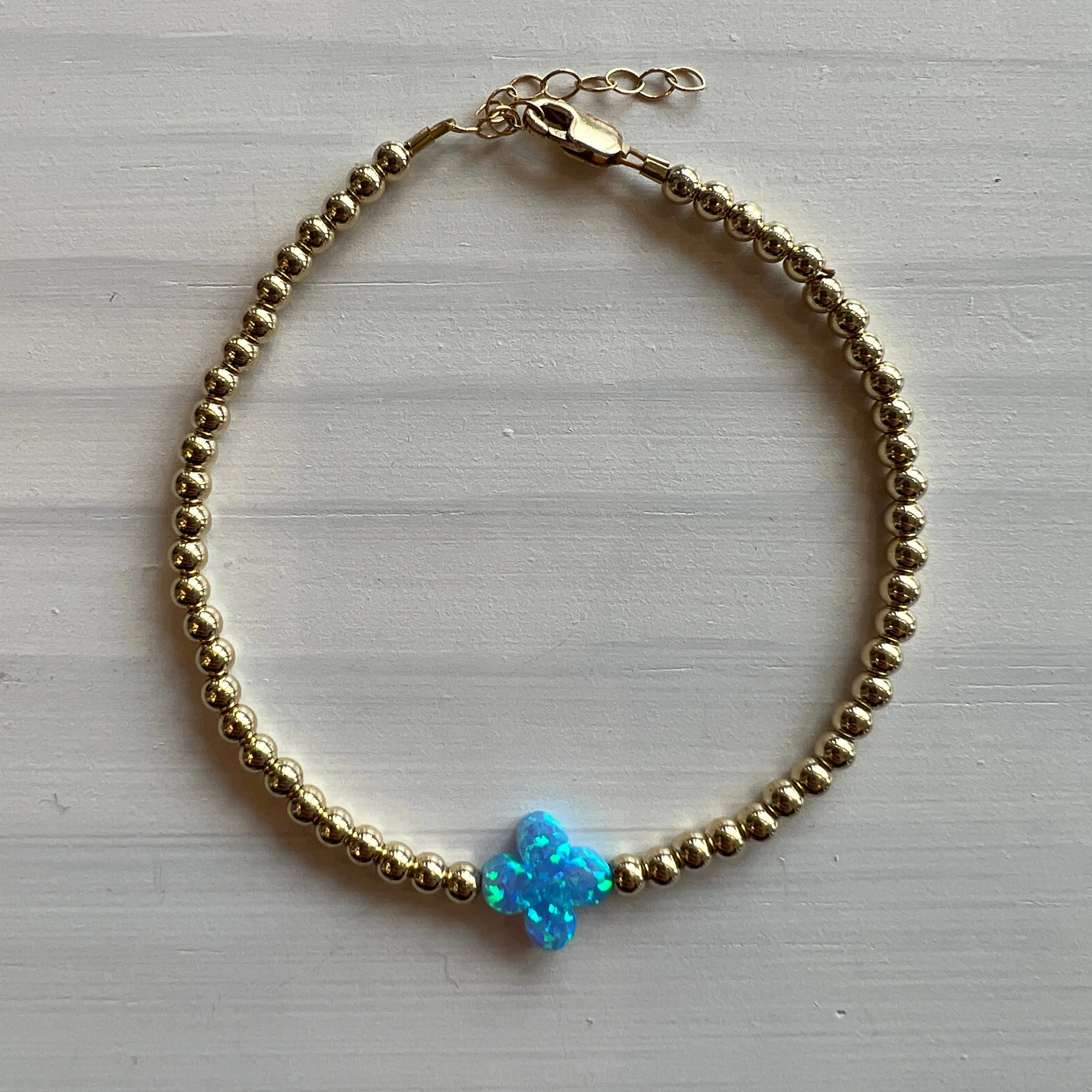 Single Medium Clover Bracelet