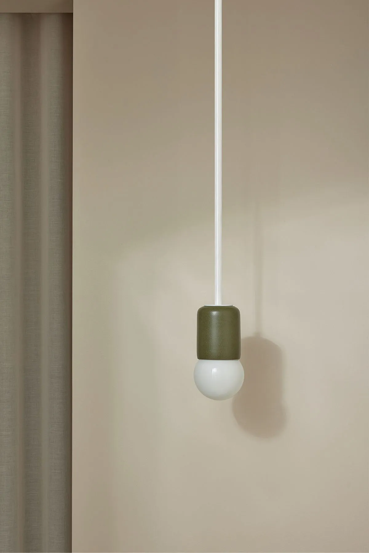 Terra 1 Pendant Light - Solid Rod