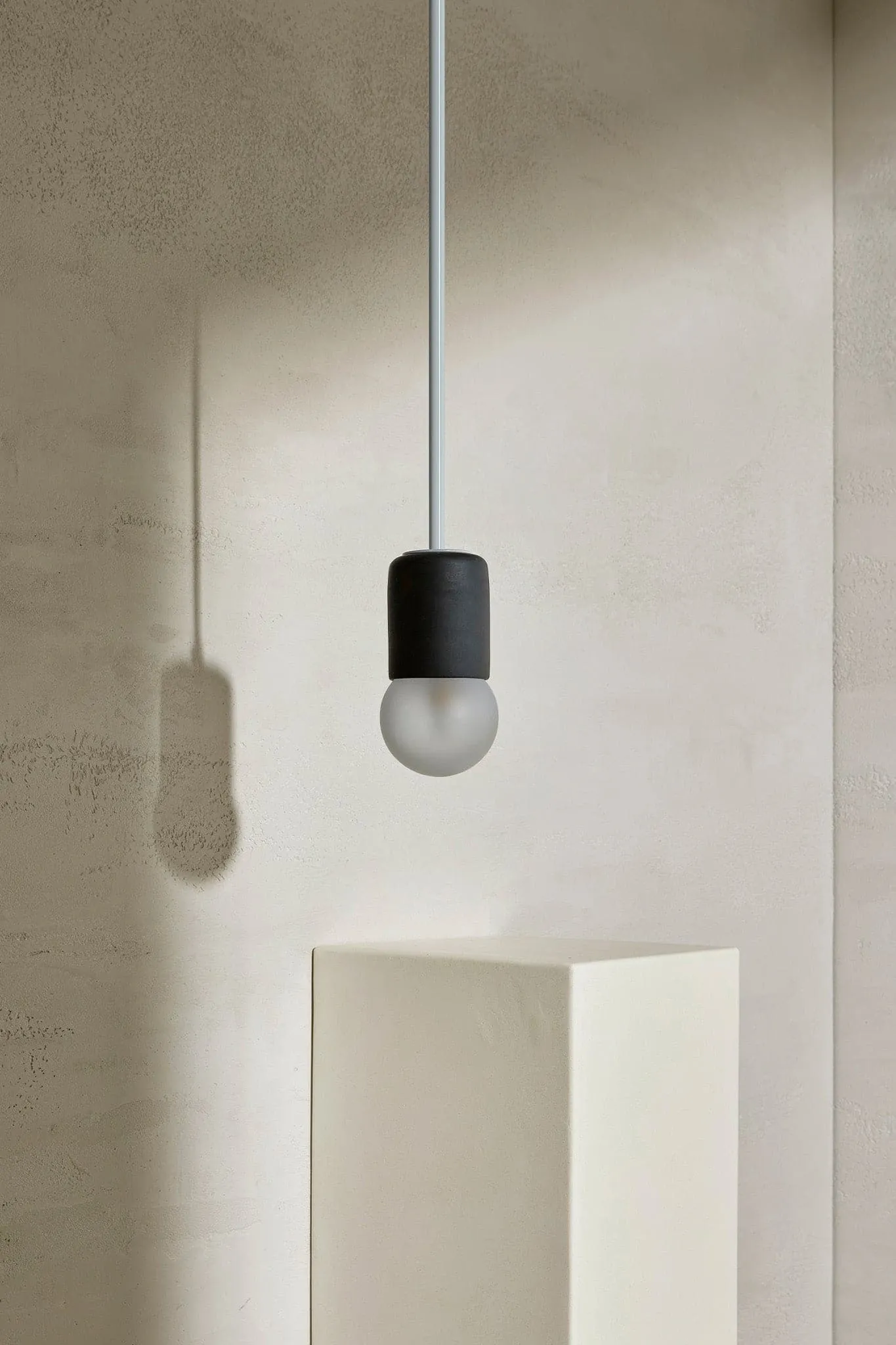 Terra 1 Pendant Light - Solid Rod