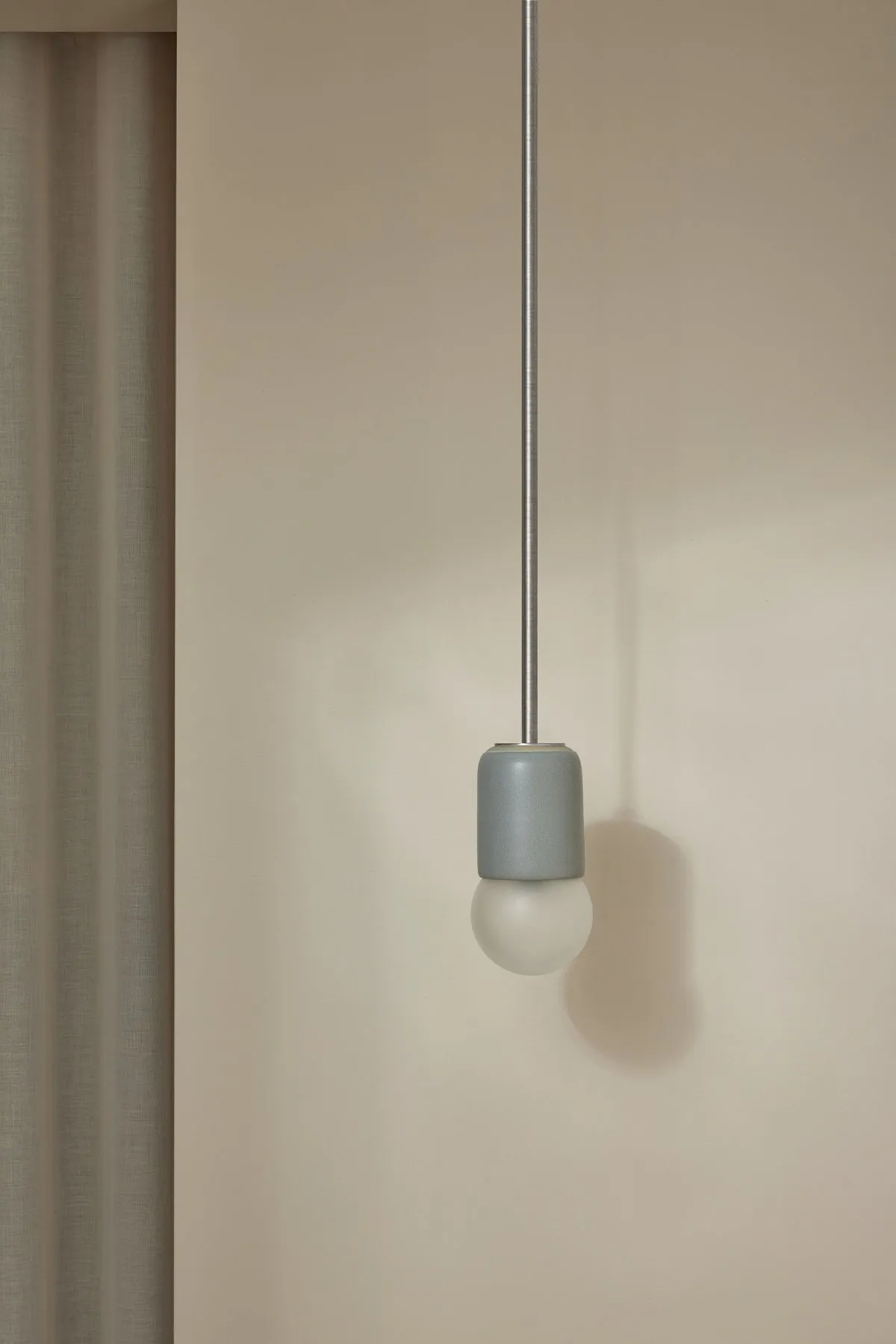 Terra 1 Pendant Light - Solid Rod