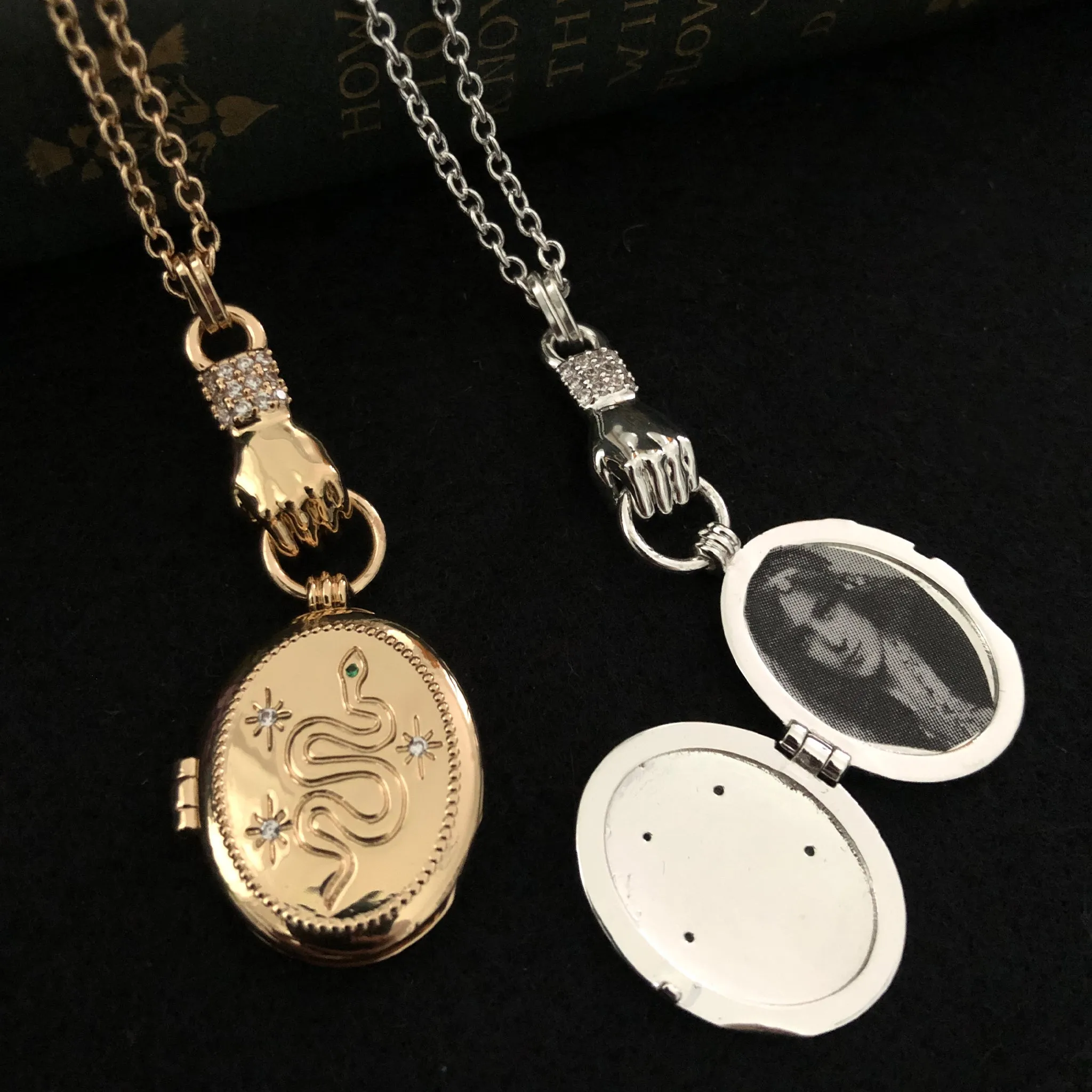 Victorian Locket - Silver